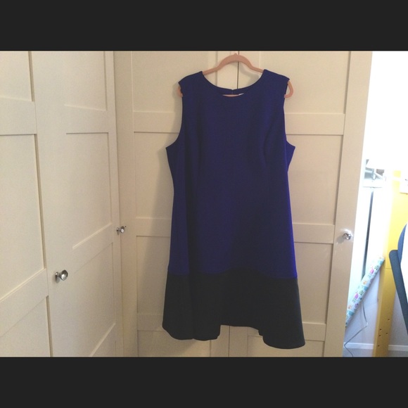 Calvin Klein Dress - Picture 3 of 8